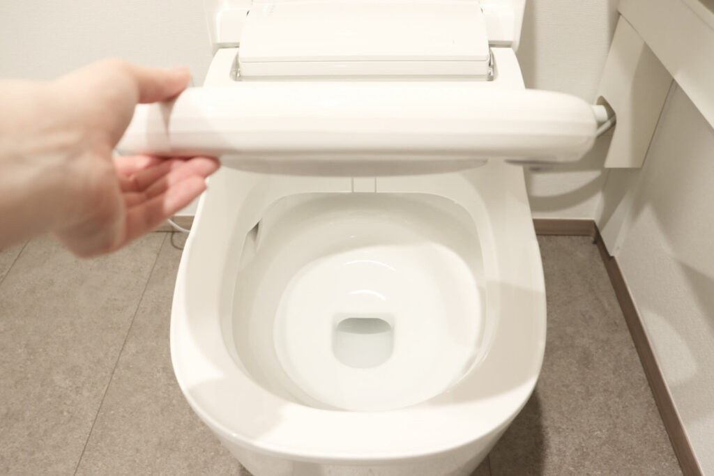 トイレの水漏れを起こしやすい部位とは？修理方法と合わせて紹介のアイキャッチ画像